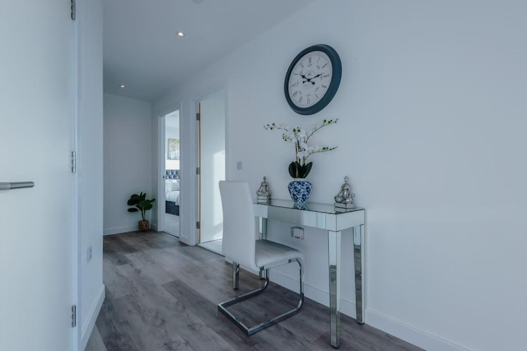 Stunning 2-Bed Premium Apartment - Free Wi-Fi 普雷斯顿 外观 照片