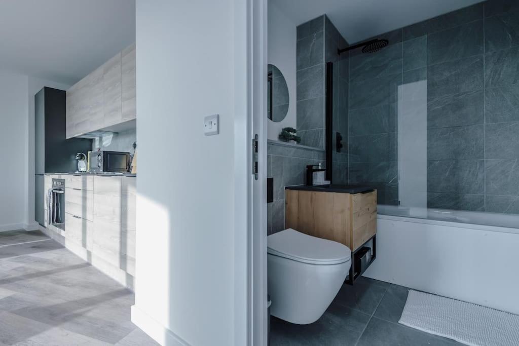 Stunning 2-Bed Premium Apartment - Free Wi-Fi 普雷斯顿 外观 照片